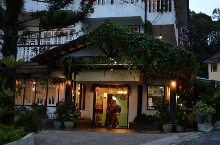 Hillview Inn Cameron Highlands Exteriör bild